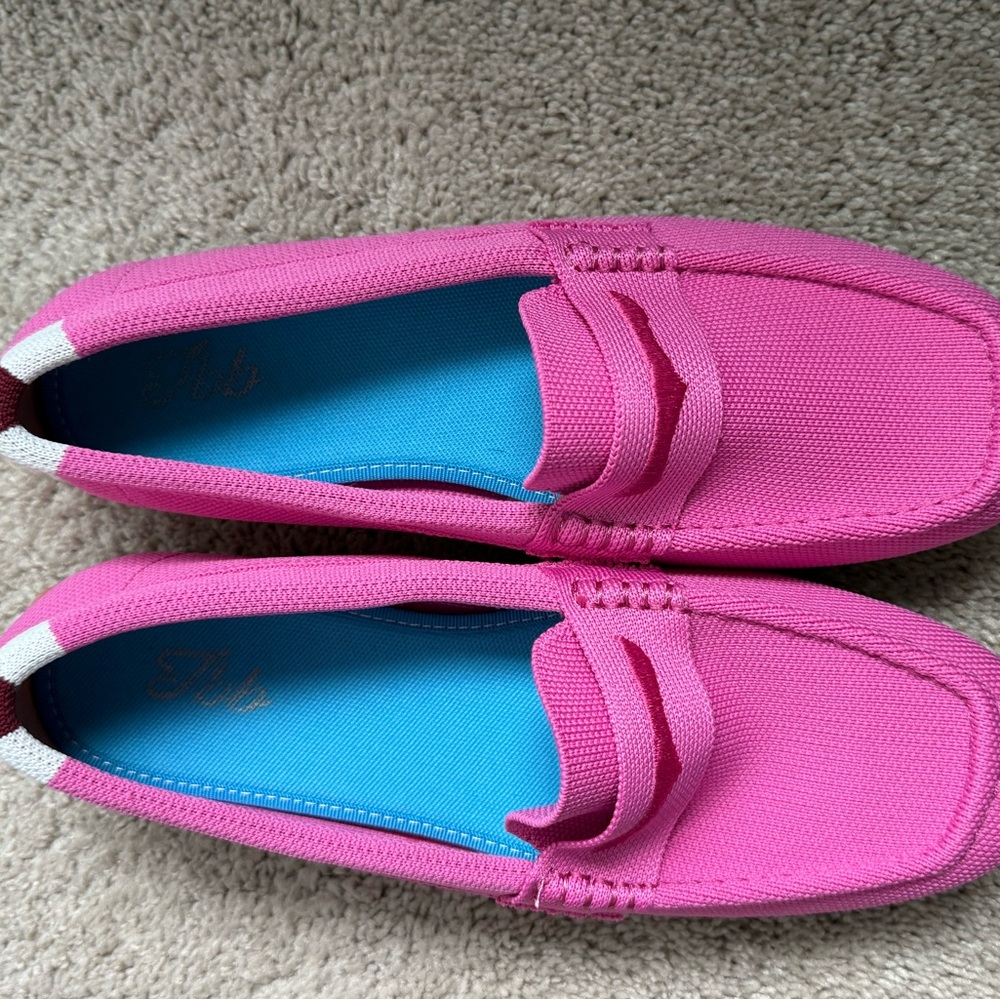 NWOT Rothy’s The Driver Slip on Loafers in bright pink - Picture 4 of 5